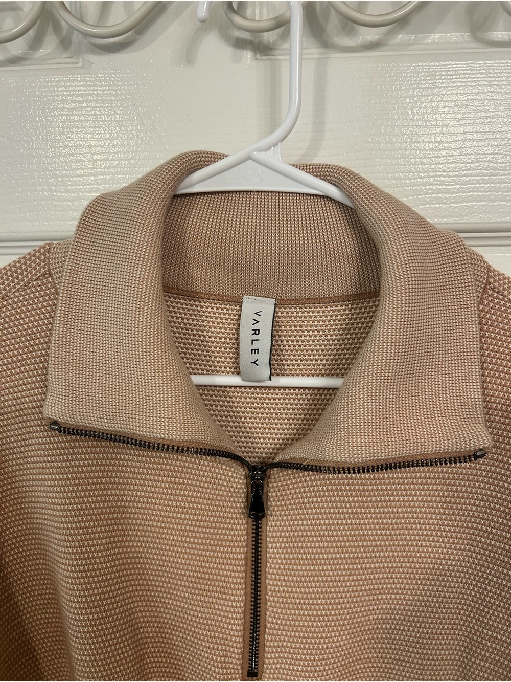 Varley Buckingham Oversized Pullover Quarter Zip in Praline & Ivory Size XS - Picture 5 of 7